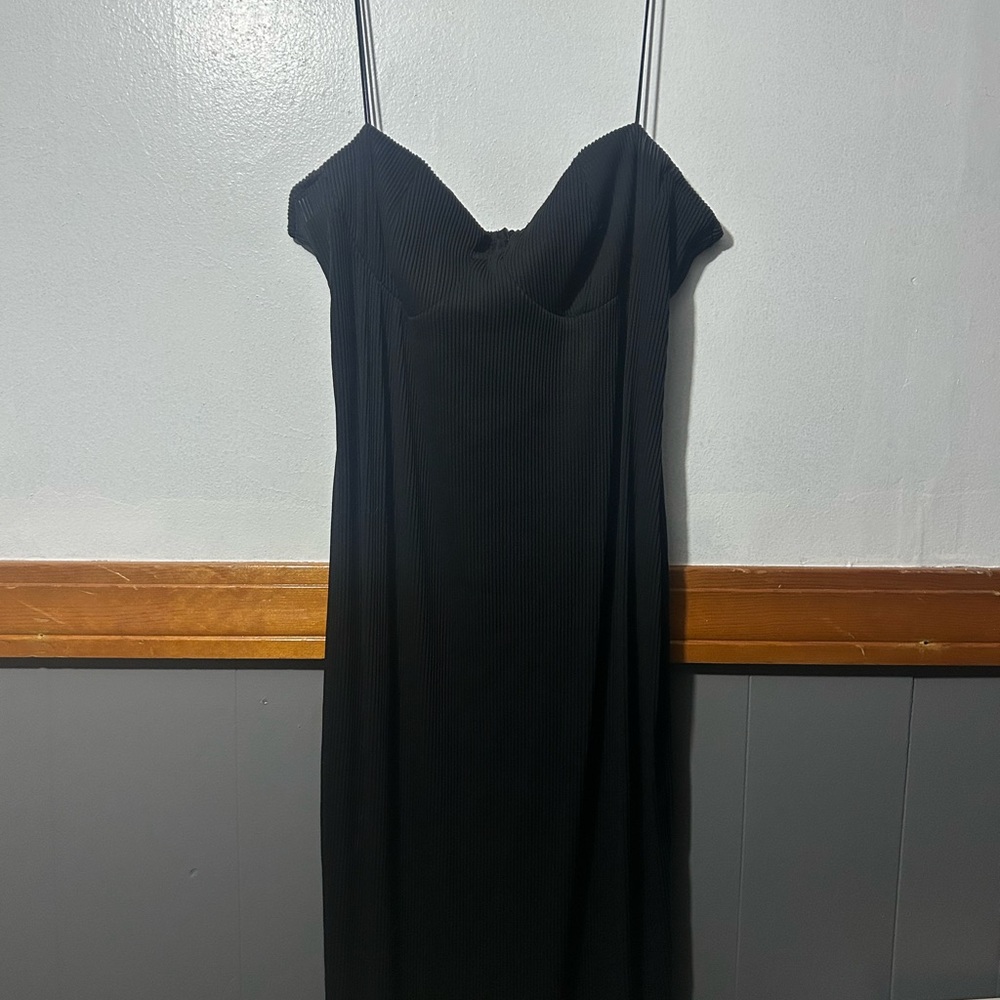 PrettyLittleThing Black Strapless Slip Dress